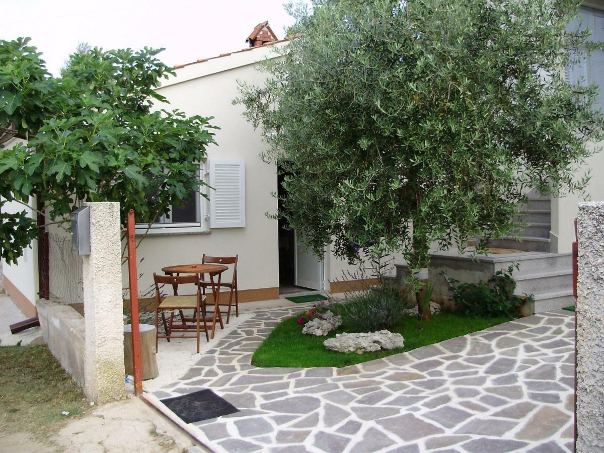 Leca- Small House Medulin Exterior foto